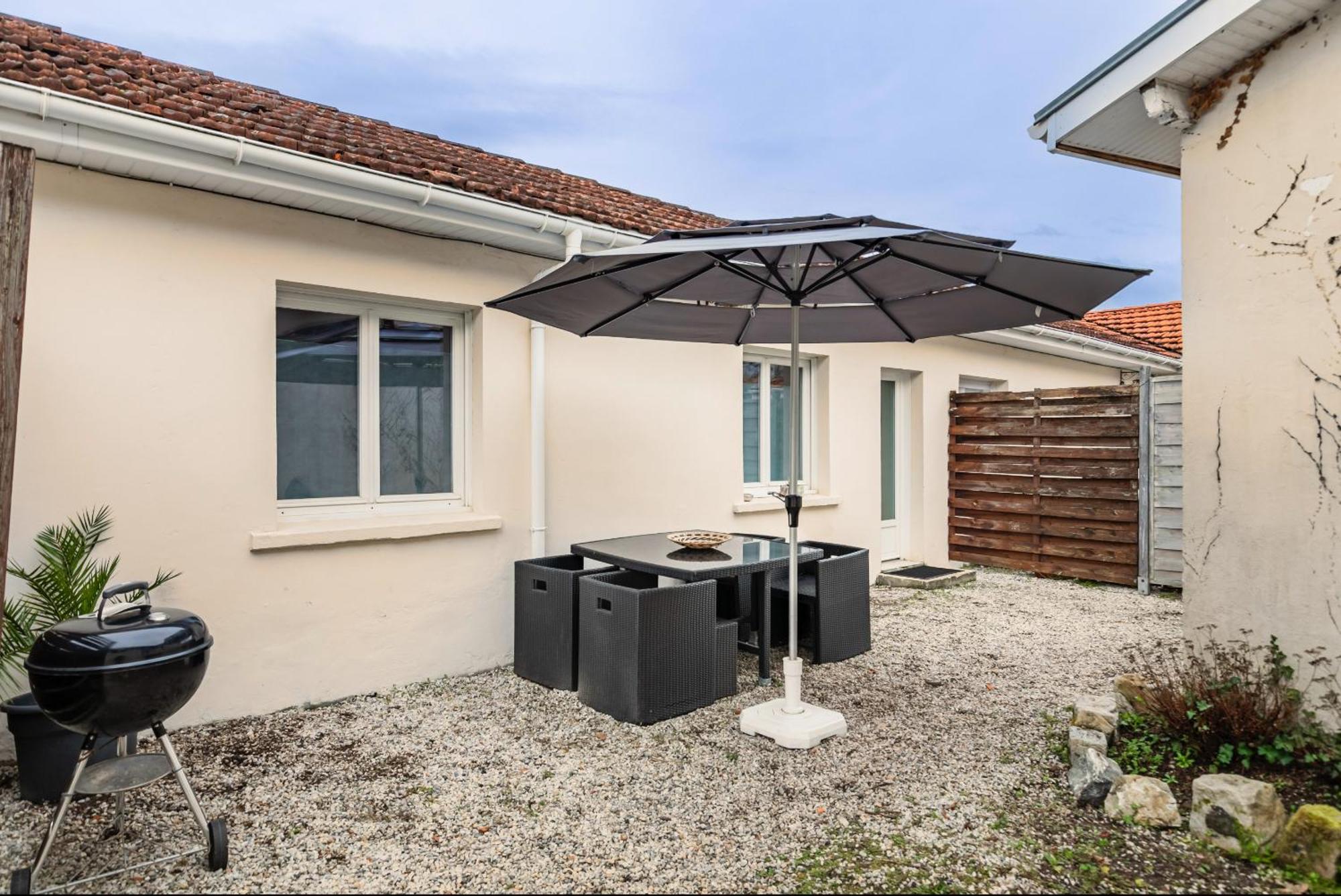Maisonnette Jardin Merignac Βίλα Εξωτερικό φωτογραφία